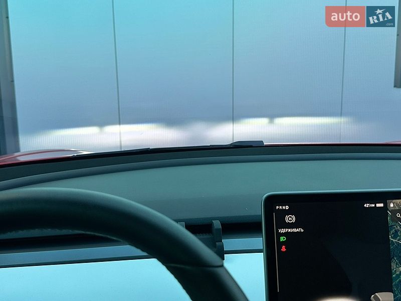 Седан Tesla Model 3 2019 в Львове
