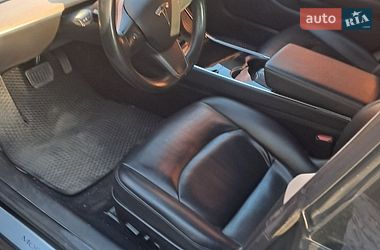 Седан Tesla Model 3 2018 в Луцке