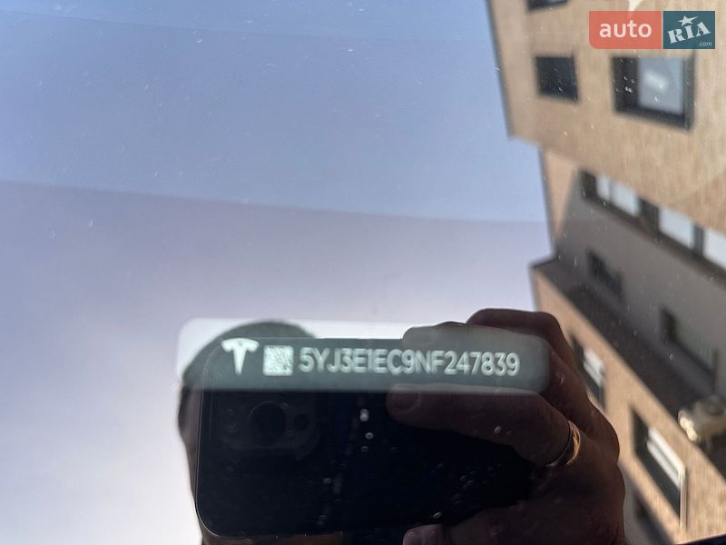 Седан Tesla Model 3 2022 в Львове