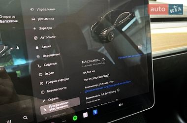 Седан Tesla Model 3 2018 в Киеве