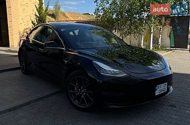 Седан Tesla Model 3 2020 в Хмельницком