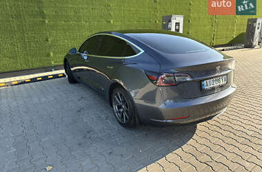 Седан Tesla Model 3 2018 в Святопетрівське