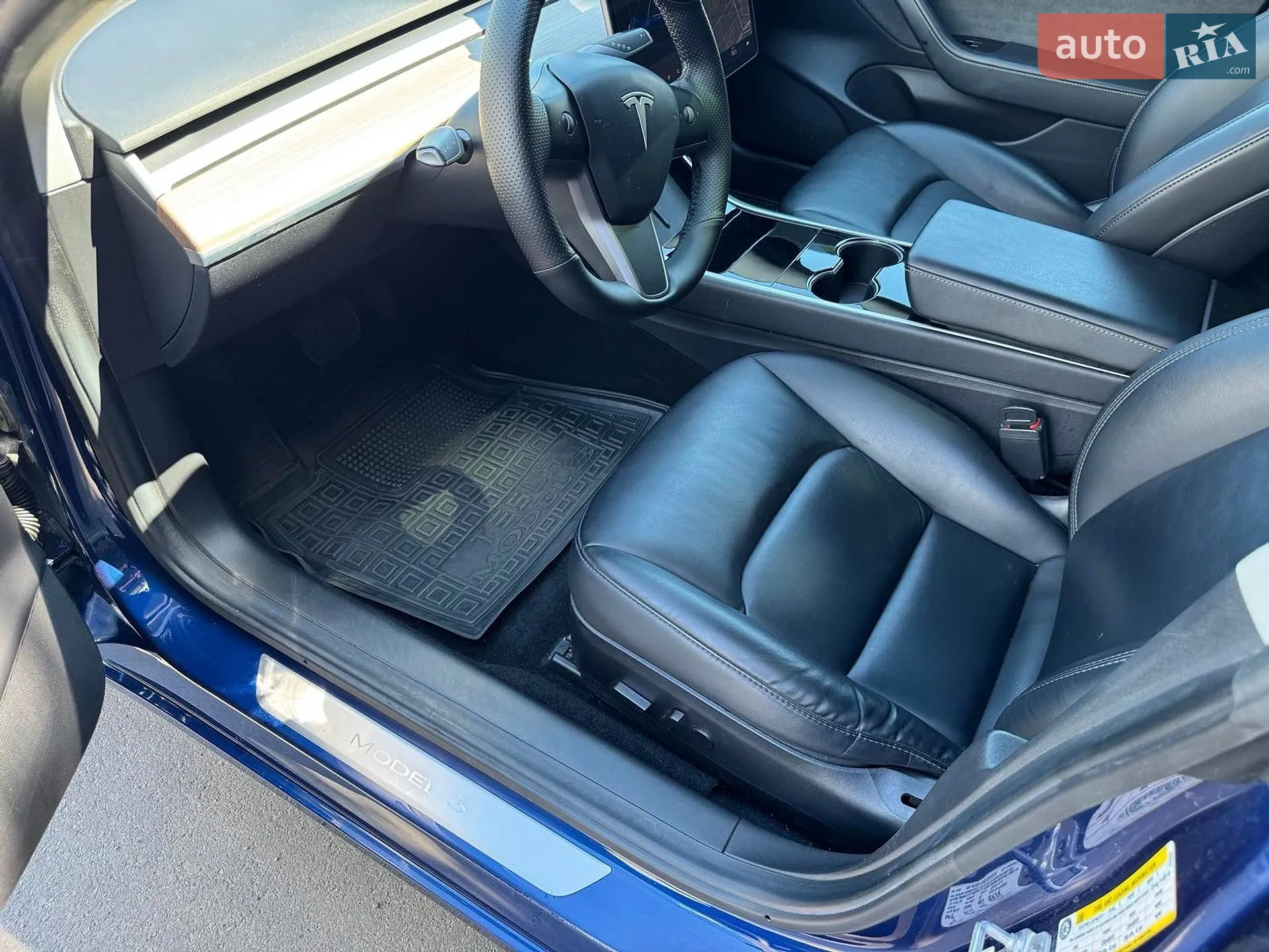 2020 Tesla Model 3 - мініатюра 18