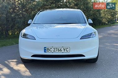 Седан Tesla Model 3 2024 в Львові