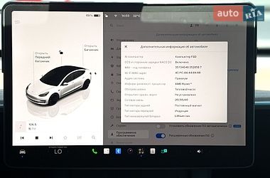 Седан Tesla Model 3 2023 в Киеве