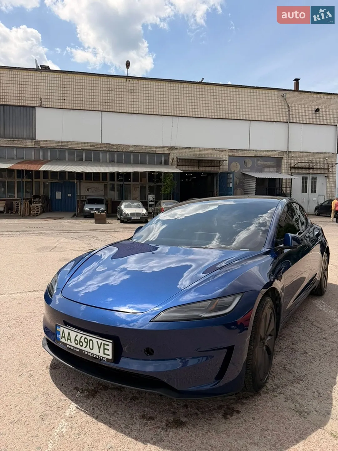 2024 Tesla Model 3 - мініатюра 2