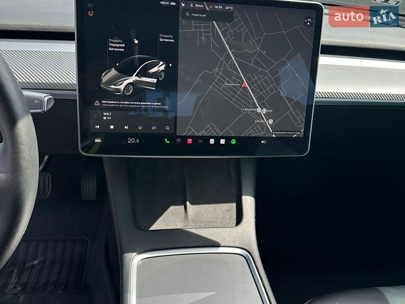 Седан Tesla Model 3 2021 в Ровно