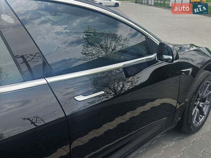 Седан Tesla Model 3 2018 в Ірпені фото 15 Седан Tesla Model 3 2018 в Ірпені