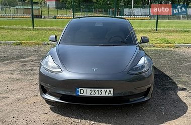 Седан Tesla Model 3 2022 в Києві