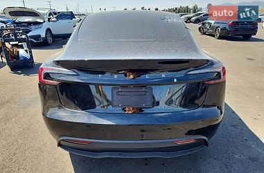 Седан Tesla Model 3 2024 в Львове