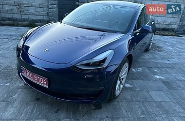 Седан Tesla Model 3 2022 в Киеве