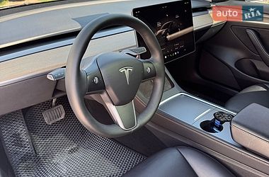 Седан Tesla Model 3 2022 в Дніпрі