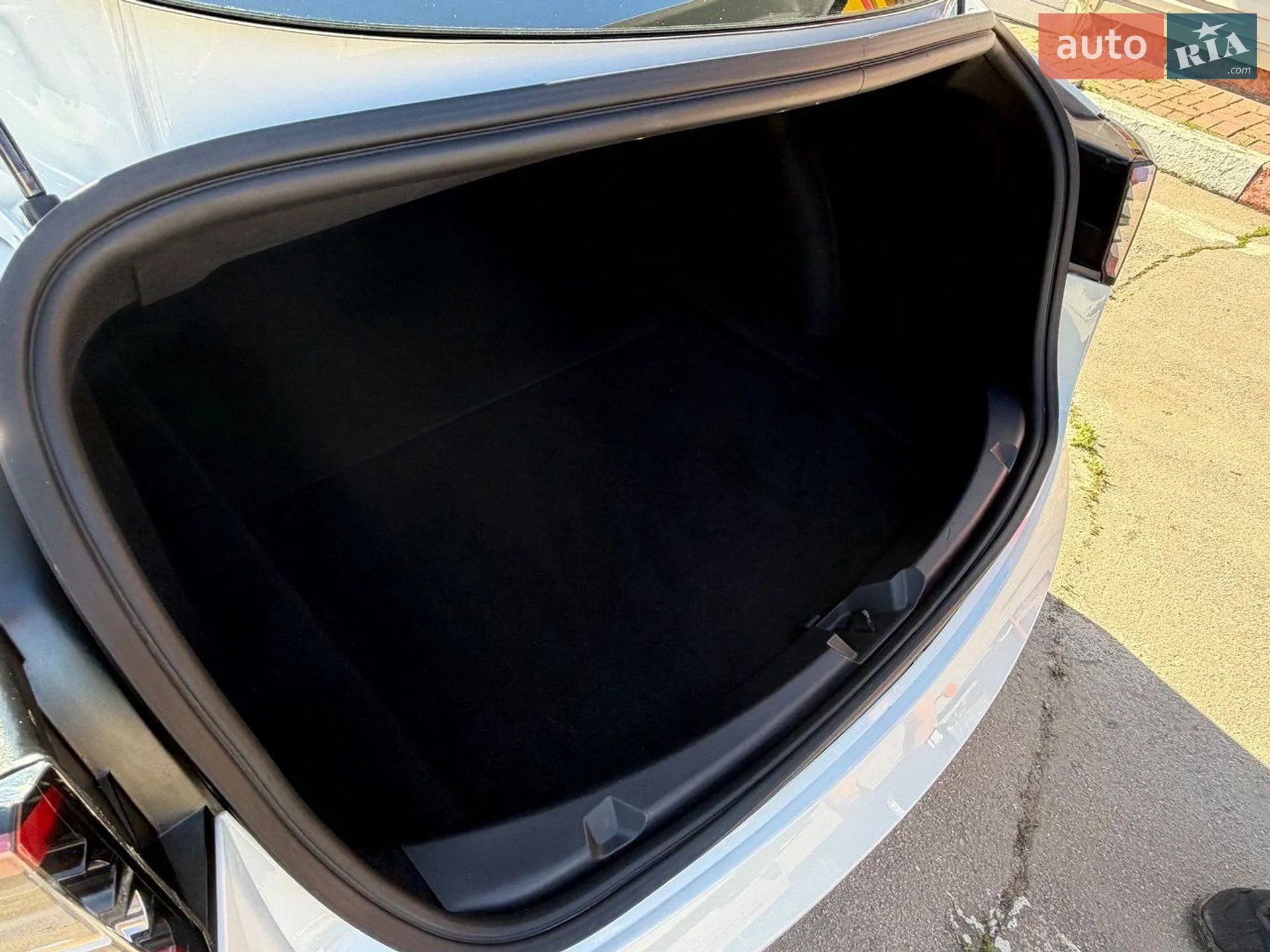 2020 Tesla Model 3 - мініатюра 29