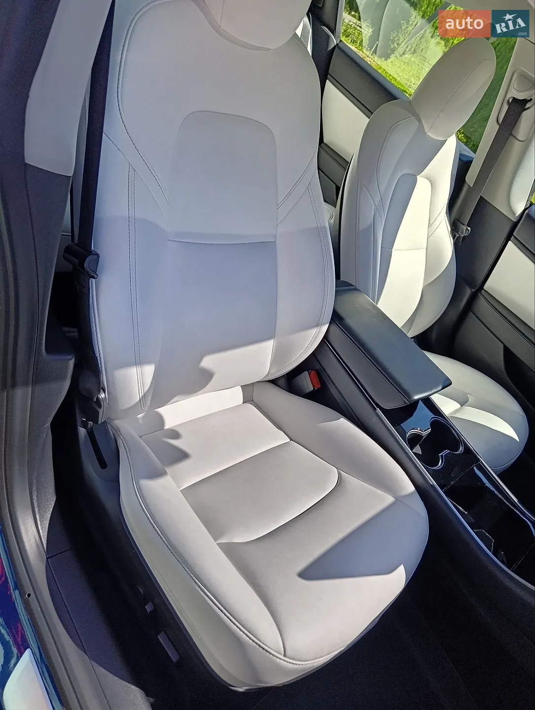 2020 Tesla Model 3 - мініатюра 26