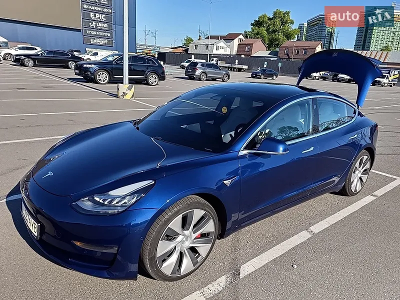 Tesla Model 3