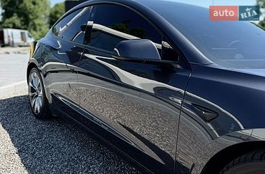 Седан Tesla Model 3 2024 в Вінниці