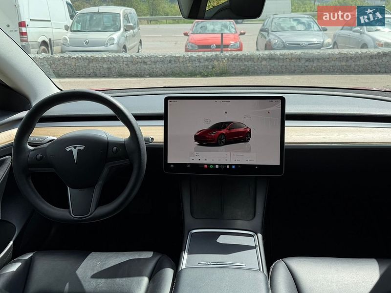 Седан Tesla Model 3 2022 в Львові
