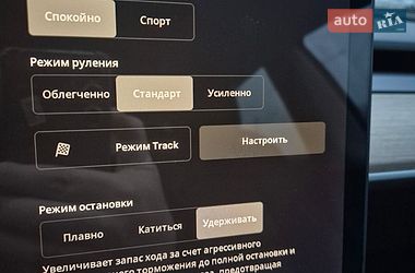Седан Tesla Model 3 2019 в Киеве