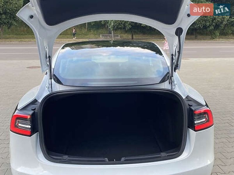 Седан Tesla Model 3 2020 в Житомире фото 10 Седан Tesla Model 3 2020 в Житомире