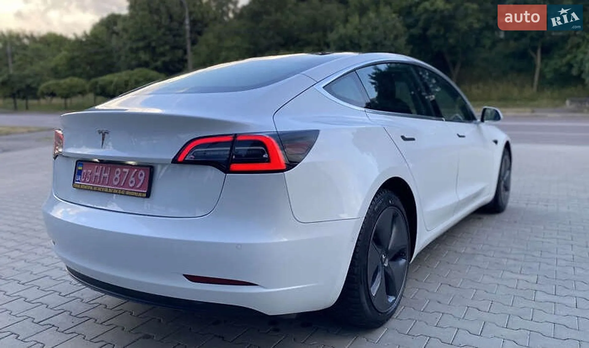 2020 Tesla Model 3 - мініатюра 8