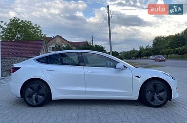 Седан Tesla Model 3 2020 в Житомирі