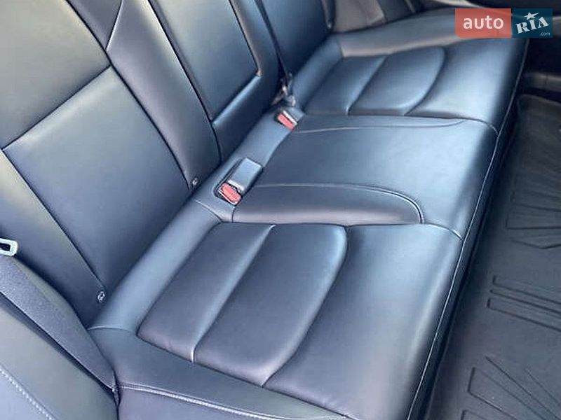 Седан Tesla Model 3 2020 в Житомирі