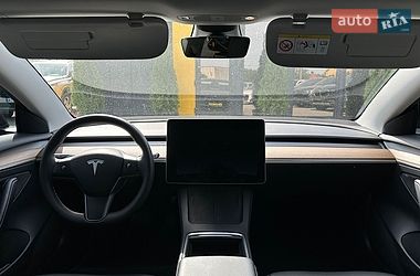 Седан Tesla Model 3 2020 в Ивано-Франковске