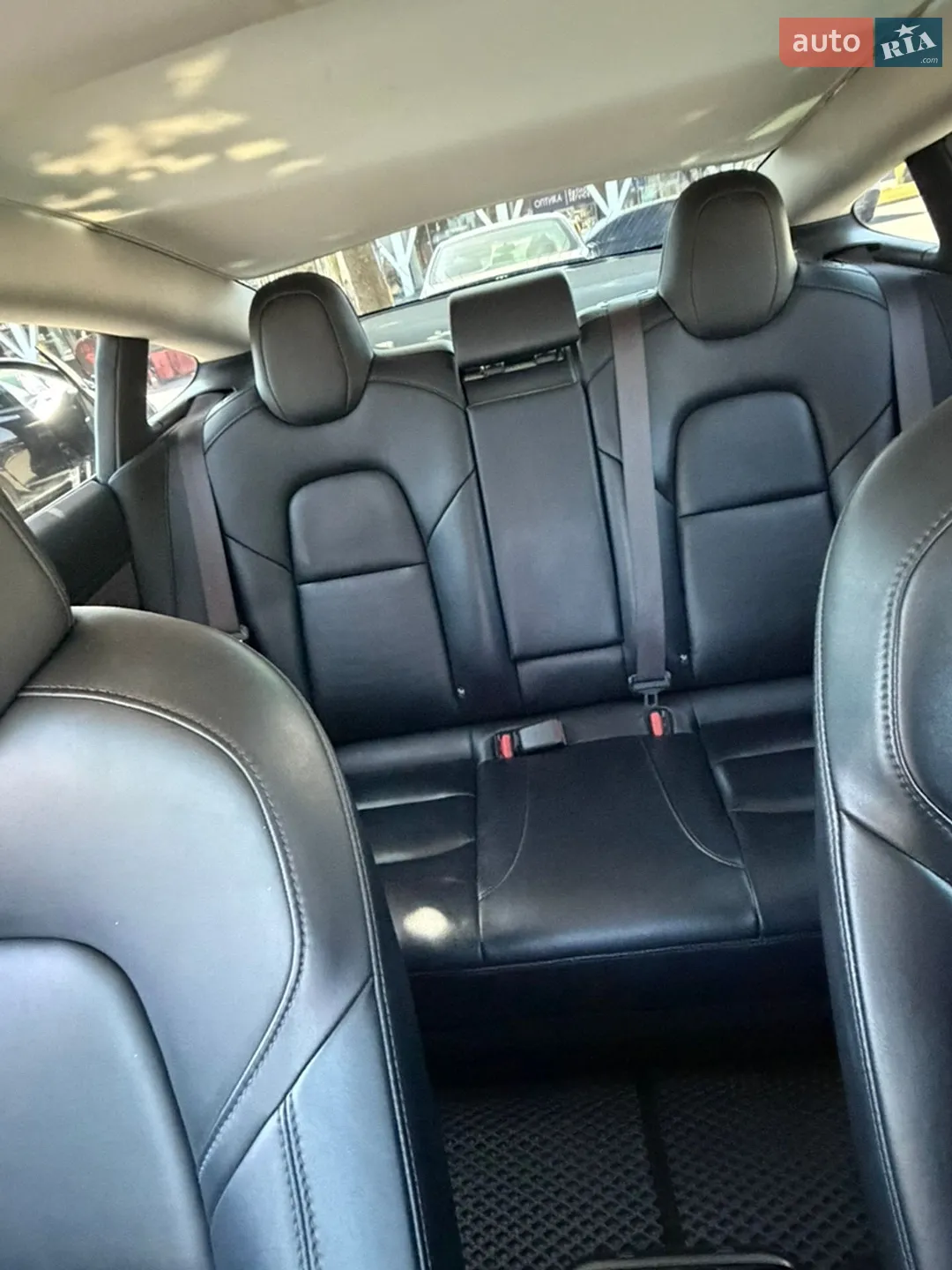2018 Tesla Model 3 - мініатюра 27