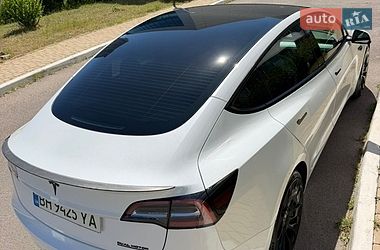 Седан Tesla Model 3 2022 в Одессе