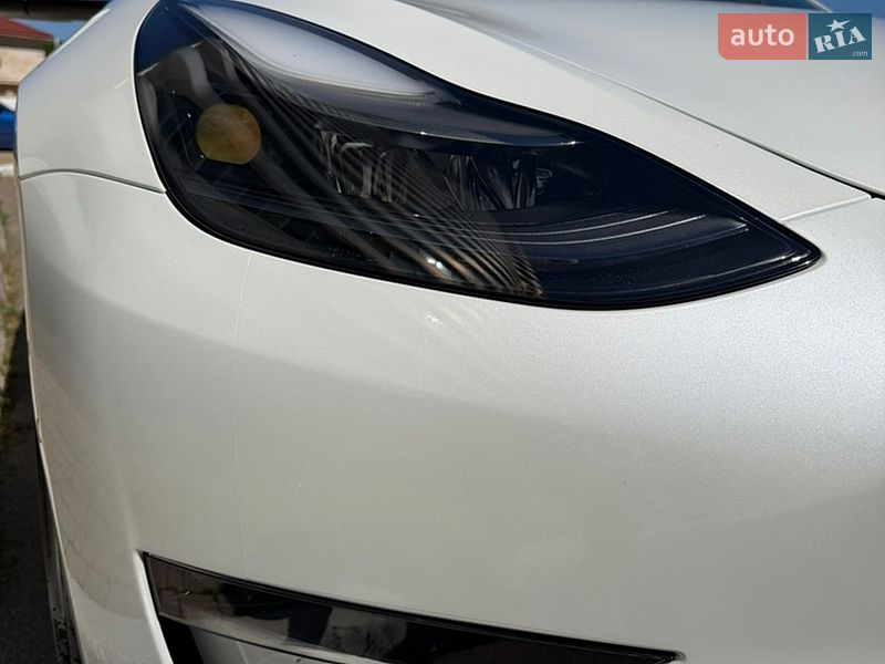 Седан Tesla Model 3 2022 в Одессе