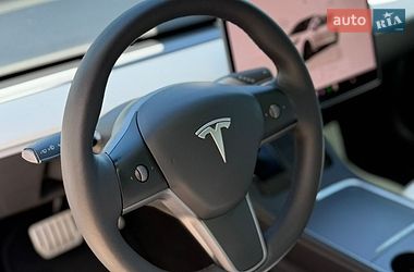 Седан Tesla Model 3 2022 в Одессе