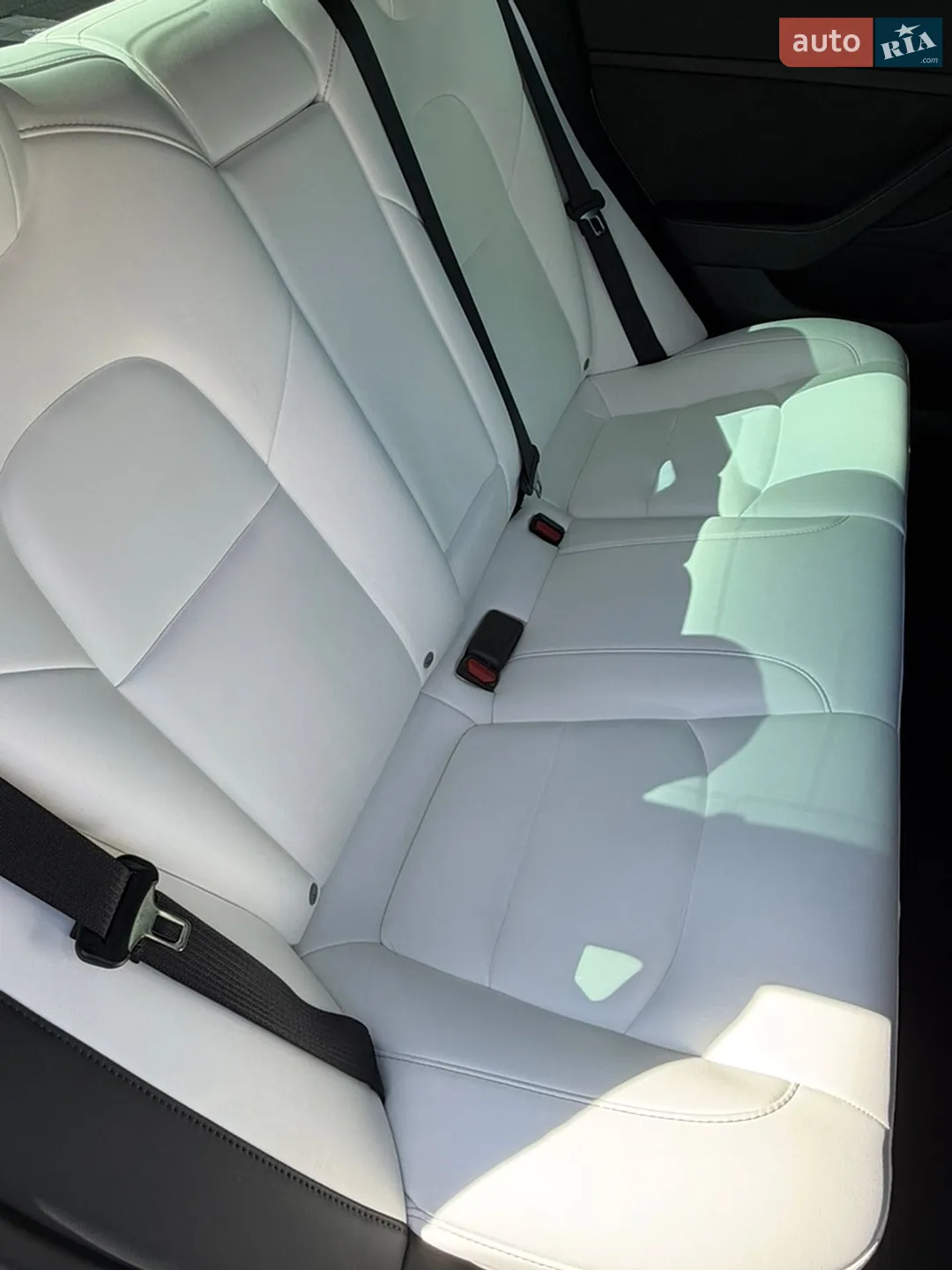 2022 Tesla Model 3 - мініатюра 33