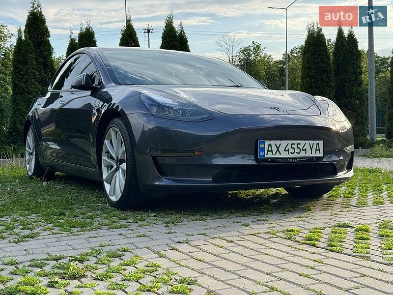 Седан Tesla Model 3 2022 в Харкові