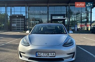 Седан Tesla Model 3 2018 в Луцке