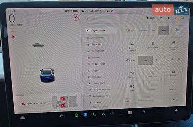 Седан Tesla Model 3 2019 в Киеве