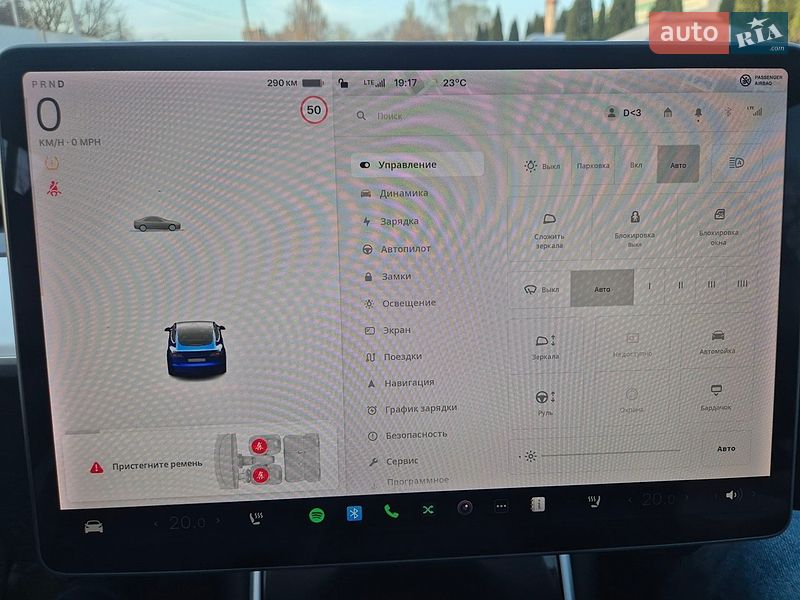 Седан Tesla Model 3 2019 в Киеве