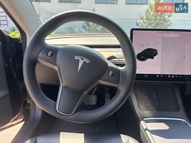 Седан Tesla Model 3 2021 в Луцке