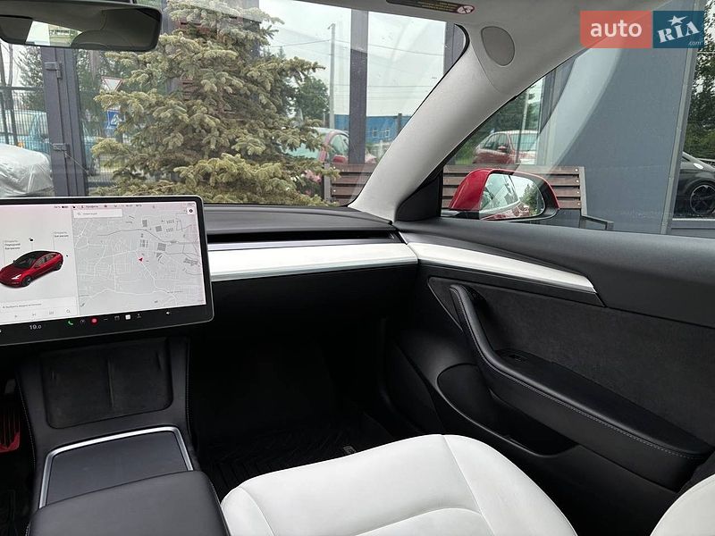 Седан Tesla Model 3 2021 в Львове фото 12 Седан Tesla Model 3 2021 в Львове