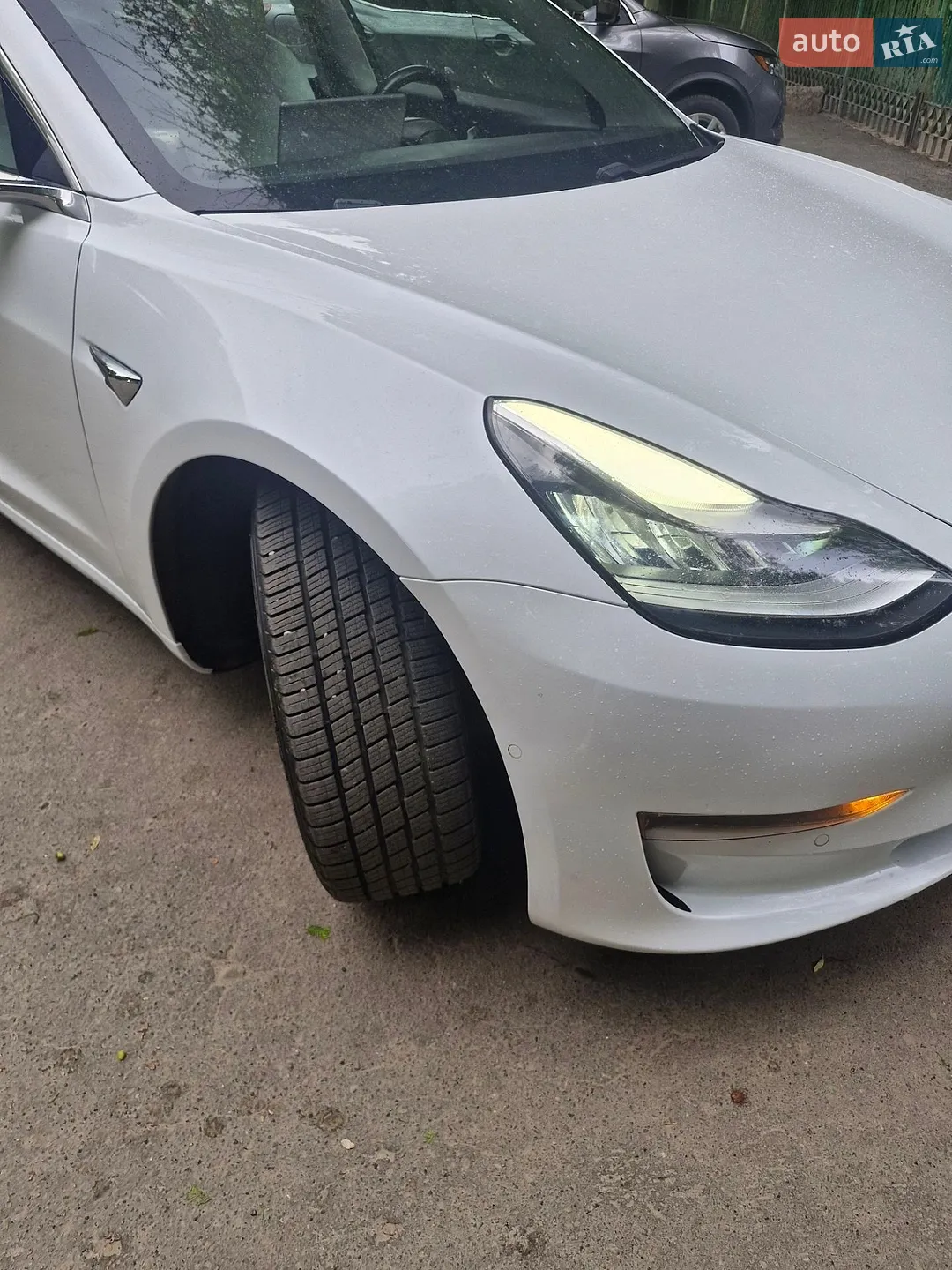 2018 Tesla Model 3 - мініатюра 3