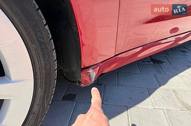 Седан Tesla Model 3 2022 в Луцке