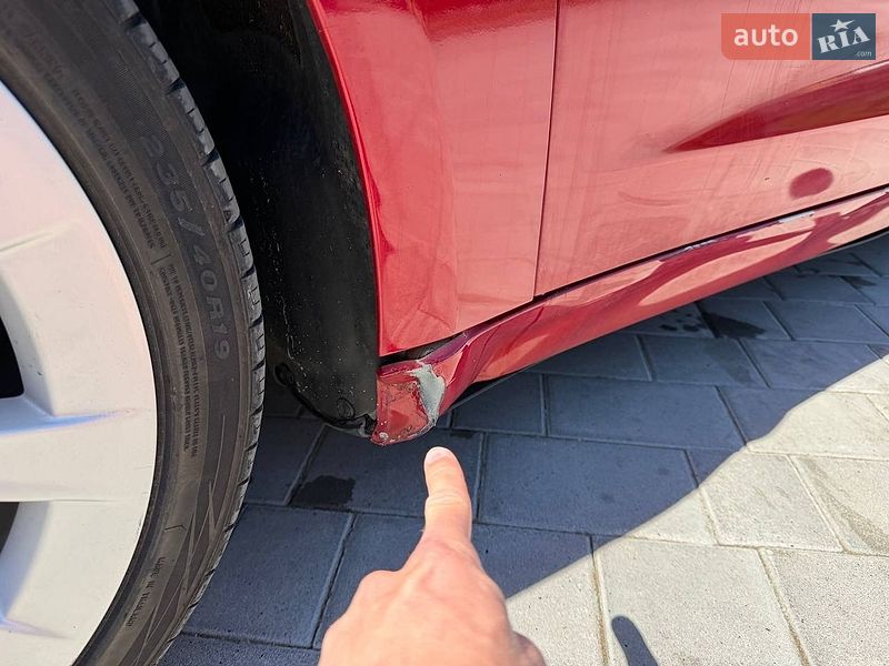 Седан Tesla Model 3 2022 в Луцке