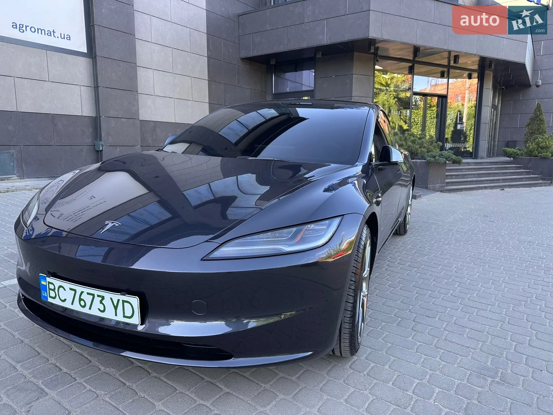 2024 Tesla Model 3 - мініатюра 10