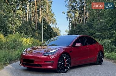 Седан Tesla Model 3 2019 в Дніпрі