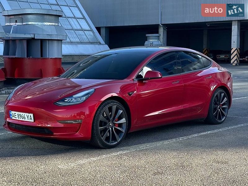 Седан Tesla Model 3 2019 в Днепре