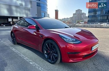 Седан Tesla Model 3 2019 в Днепре