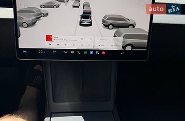Седан Tesla Model 3 2025 в Одессе