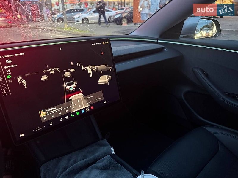 Седан Tesla Model 3 2025 в Одессе