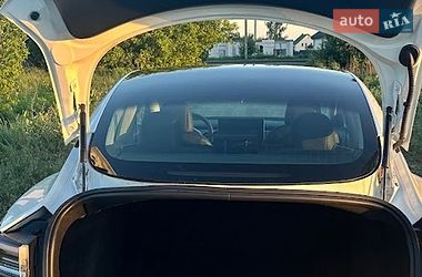 Седан Tesla Model 3 2020 в Києві