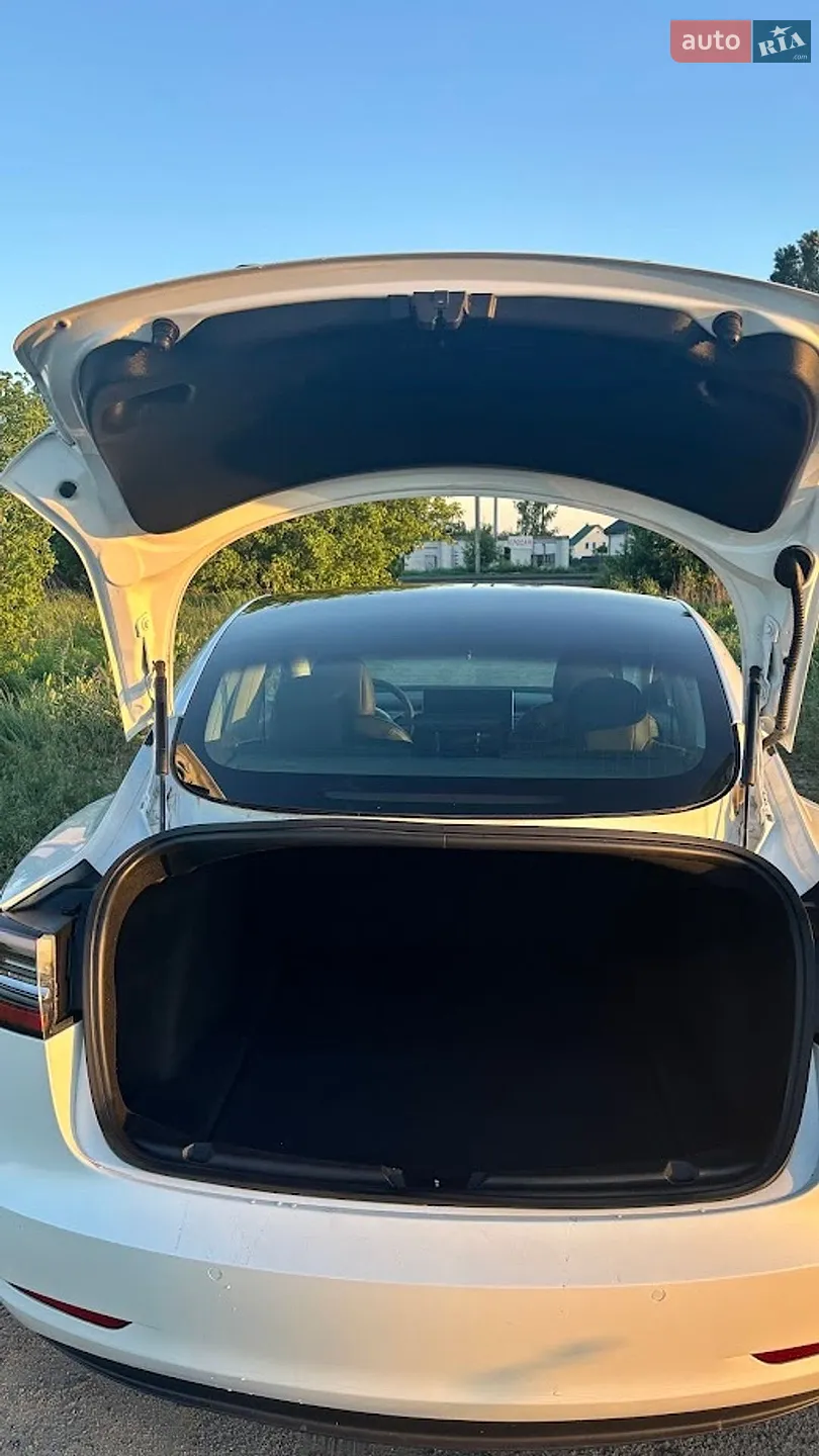 2020 Tesla Model 3 - мініатюра 12