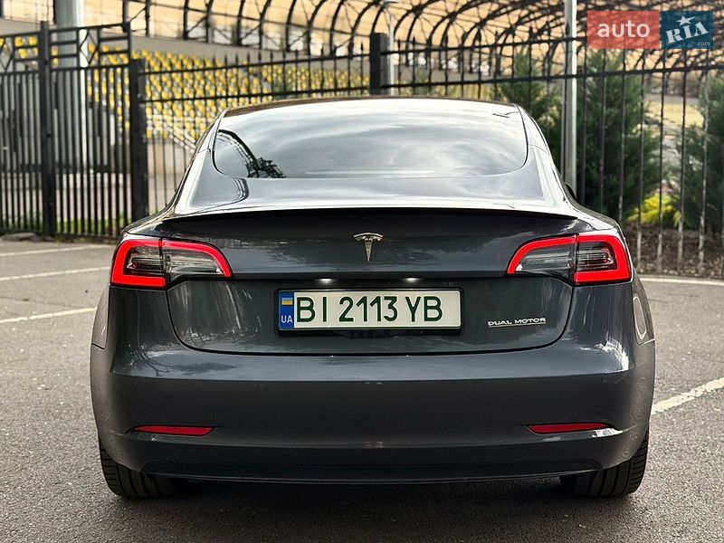 Седан Tesla Model 3 2022 в Кривому Розі фото 12 Седан Tesla Model 3 2022 в Кривому Розі